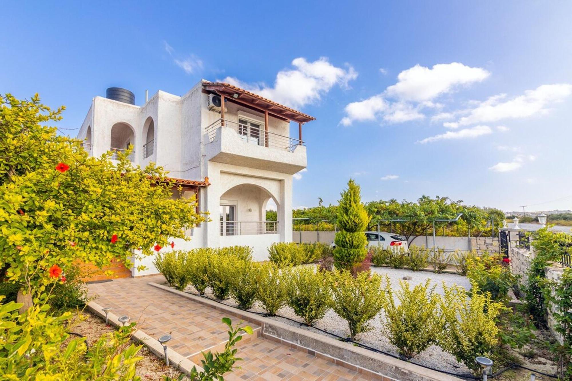 Amazing Villa Chrysanthi With Private Pool In Heraklion Epano Vathia エクステリア 写真